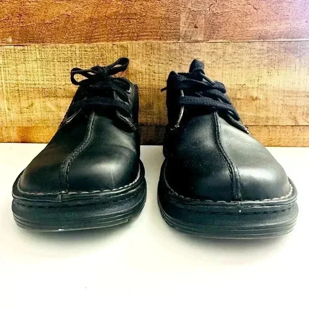 Dr. Martens Nevin Leather Black Oxfords